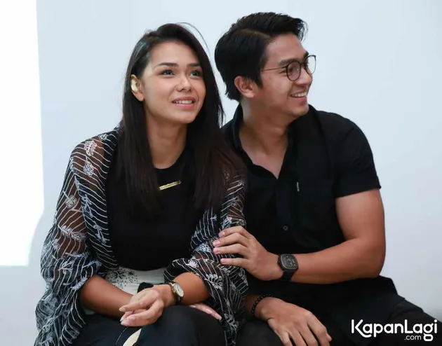 Adinia Wirasti - Deva Mahenra