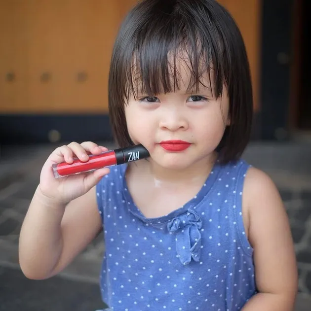 Anak Zaskia Adya Mecca