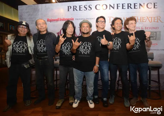 Sang gitaris yakni Ian Antono berucap kalau tampil menjadi pembuka Dream Theater adalah kesempatan langka. Ia pun berjanji akan berikan penampilan yang maksimal.