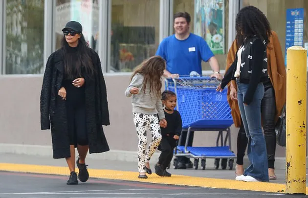 Foto Lucu North West, Anak Kim Kardashian