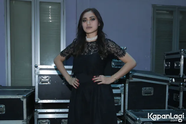 Jessica Iskandar - Raffi Ahmad - Ayu Ting Ting