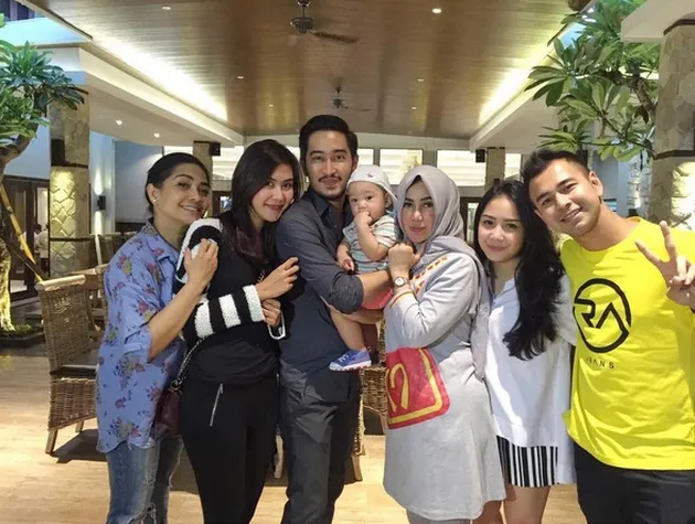 Syahnaz dan Jeje Govinda