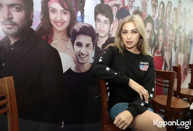 Jessica Iskandar - Kylie Jenner