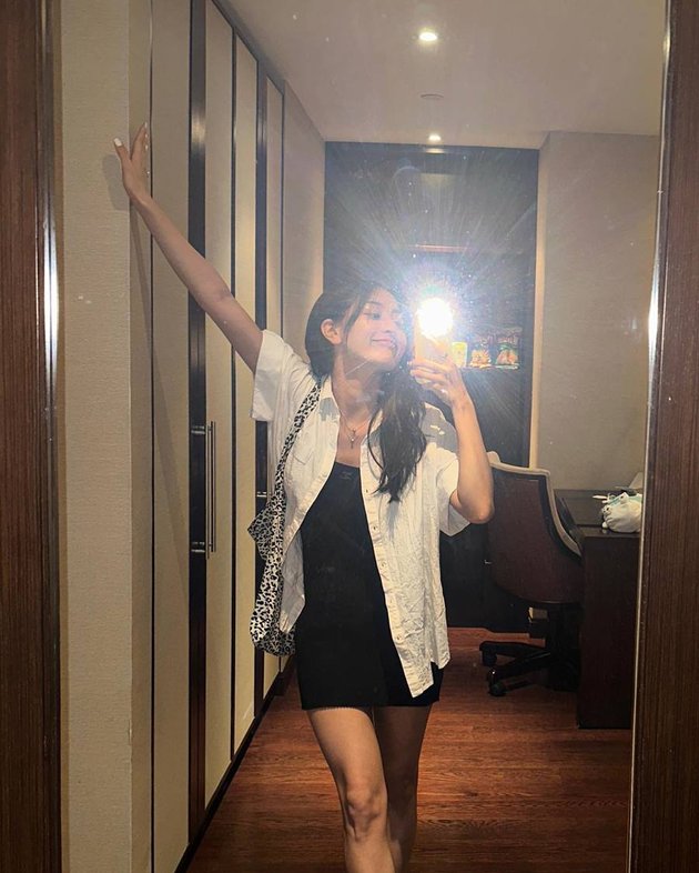 Jihyo TWICE's Photos When Affected by Jakarta's Wind, Swimming and Selfies Drive ONCE Crazy