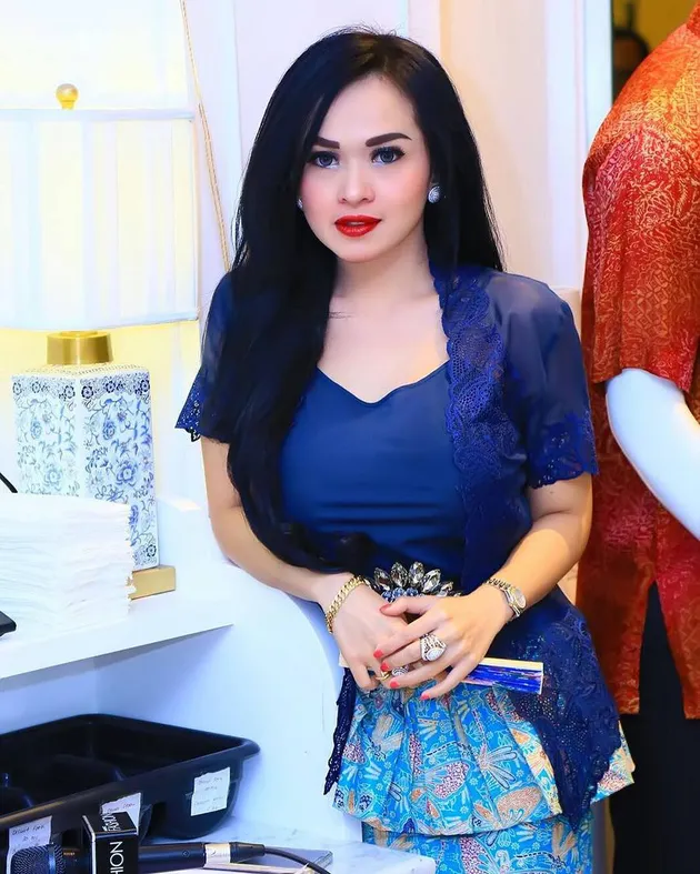 FOTO: JUMINTEN, SI TUKANG JAMU SEKSI DI 'ART' TERNYATA 