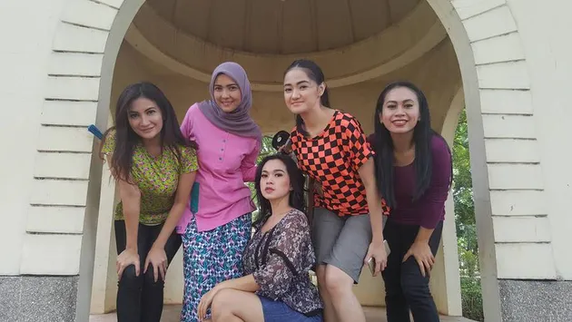 FOTO: JUMINTEN, SI TUKANG JAMU SEKSI DI 'ART' TERNYATA 