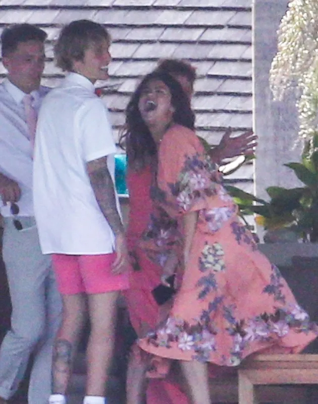 Foto Mesra Selena Gomez Justin Bieber