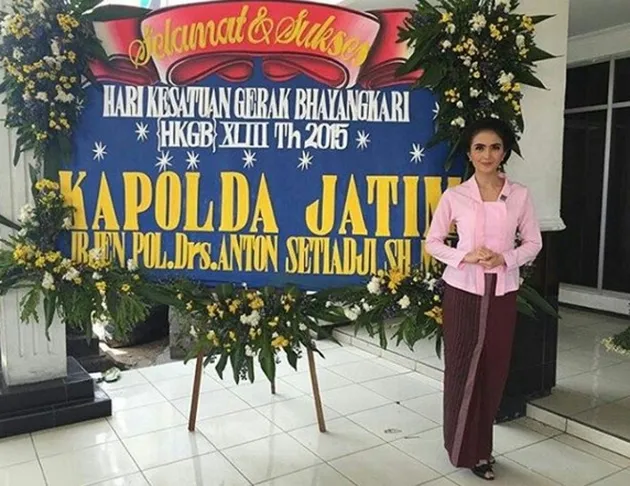 Kadek Devi 