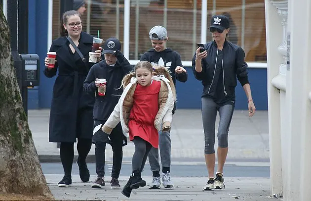 Fashion Harper Beckham