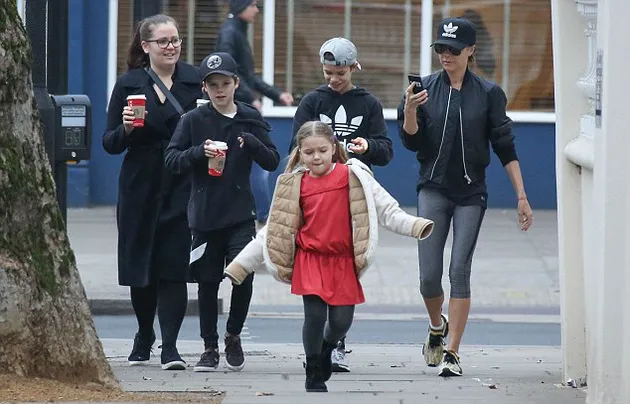 Fashion Harper Beckham