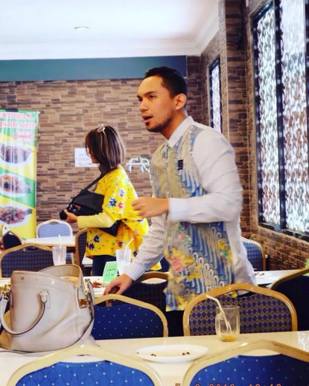 Rina Nose &amp; Fakhrul Razi ke Brunei