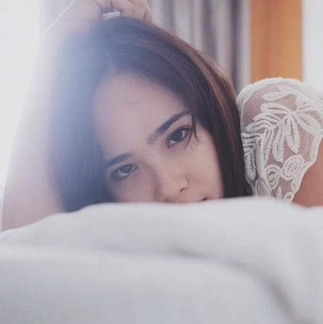 Pamela Bowie ke Hong Kong