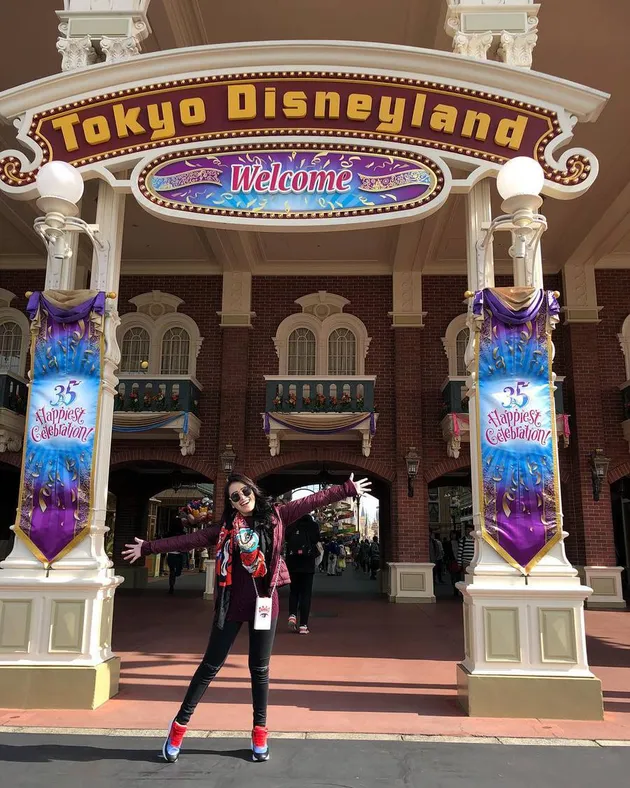 Ayu Ting Ting ke Jepang