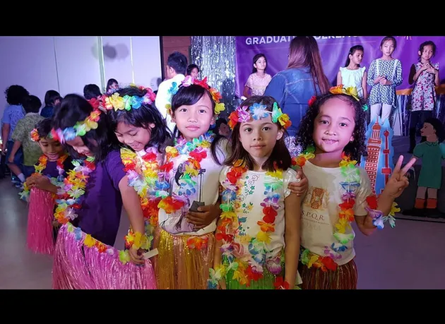 Wisuda Putra Wulan Guritno - Adilla Dimitri