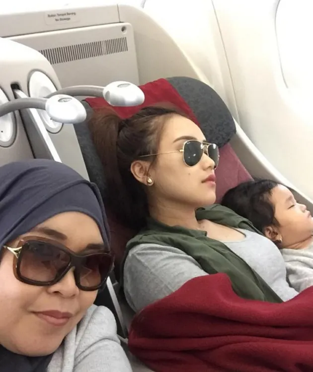ayu ting ting, ibu ayu ting ting, mama ayu ting ting, keluarga ayu ting ting