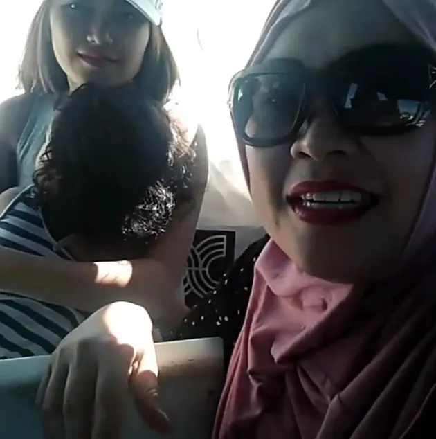 ayu ting ting, ibu ayu ting ting, mama ayu ting ting, keluarga ayu ting ting
