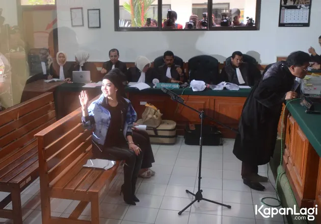 Syahrini - First Travel