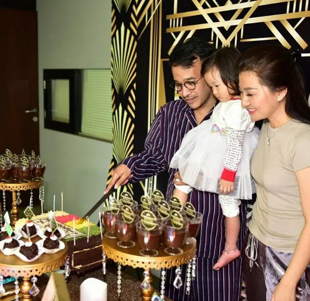 Ruben Onsu - Sarwendah - Thalia Putri Onsu