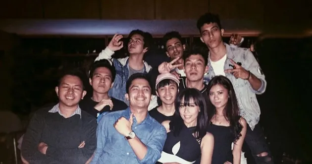 Fero Walandouw Ulang Tahun