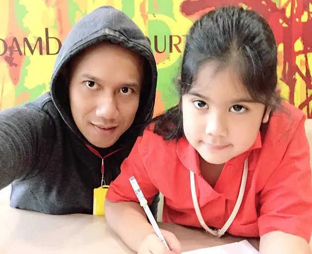 foto agus - aira yudhoyono