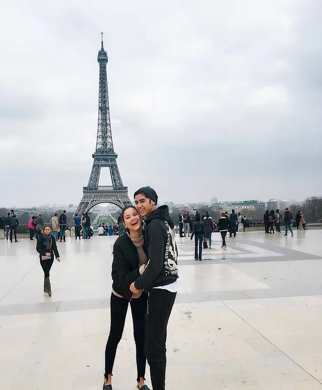 Al Ghazali &amp; Alyssa Daguise di Paris