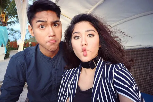 Ochi Rosdiana & Krisjiana baharudin