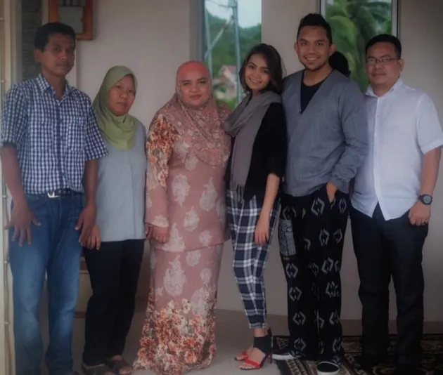 Kemesraan Rina Nose &amp; Fakhrul Razi di Brunei