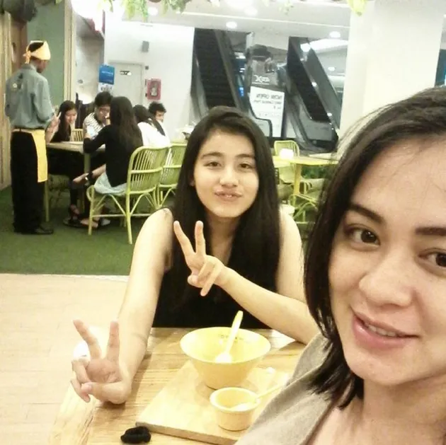 Florence, Adik Cantik Tiffany Orie