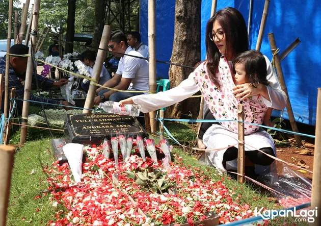 Sarwendah ke Makam Jupe