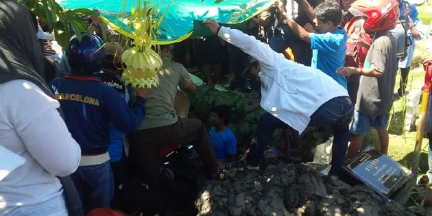 [FOTO] Kenangan Manis Budi Klantink Semasa Hidup