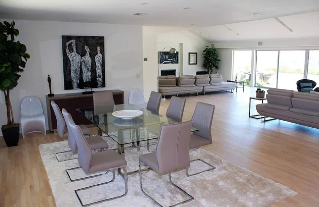Rumah Baru Josh Duhamel