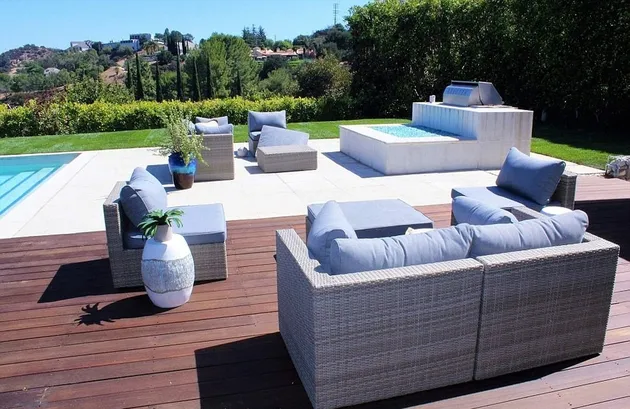 Rumah Baru Josh Duhamel
