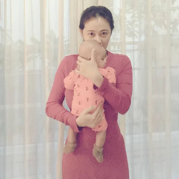 Uut Permatasari Rawat Anak