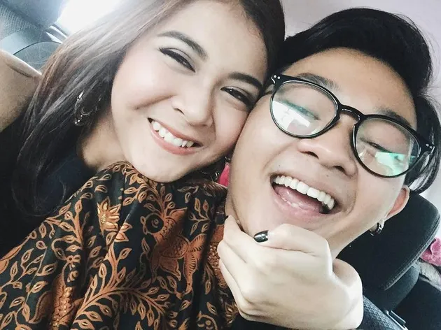 Kesha Ratuliu dan Pacar