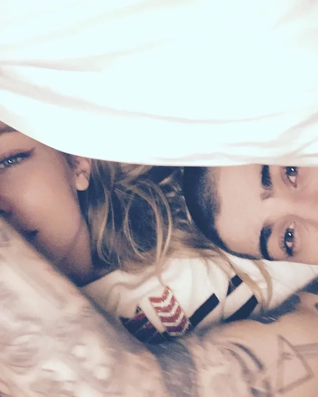 Foto Mesra Gigi Hadid &amp; Zayn Malik