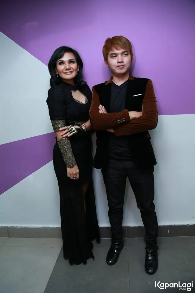 Nina Wang, Penyanyi Pendatang Baru