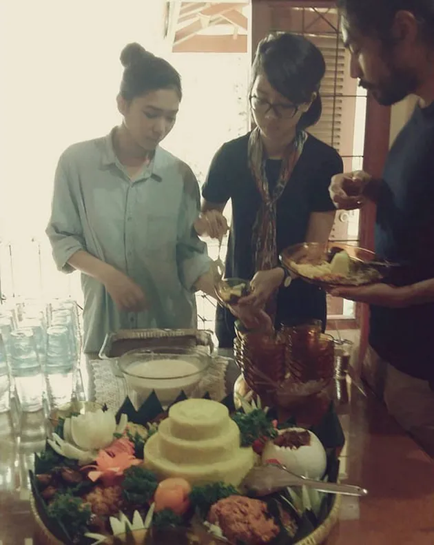 Isyana Sarasvati - Rara Sekar