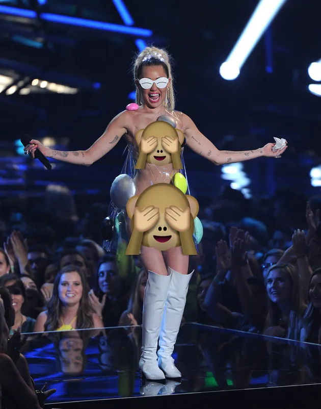 Kostum Kontroversial Miley Cyrus