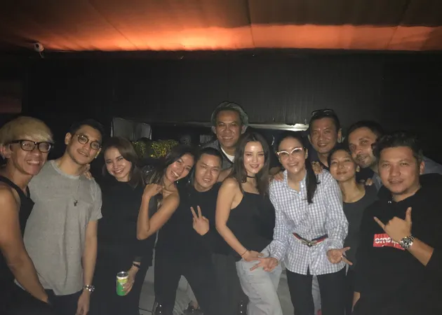 Maia Estianty &amp; Geng Tempe