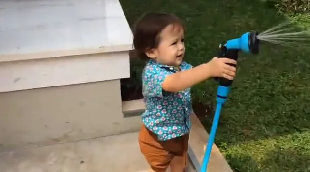 Baby El Main Bareng Teman Sebaya