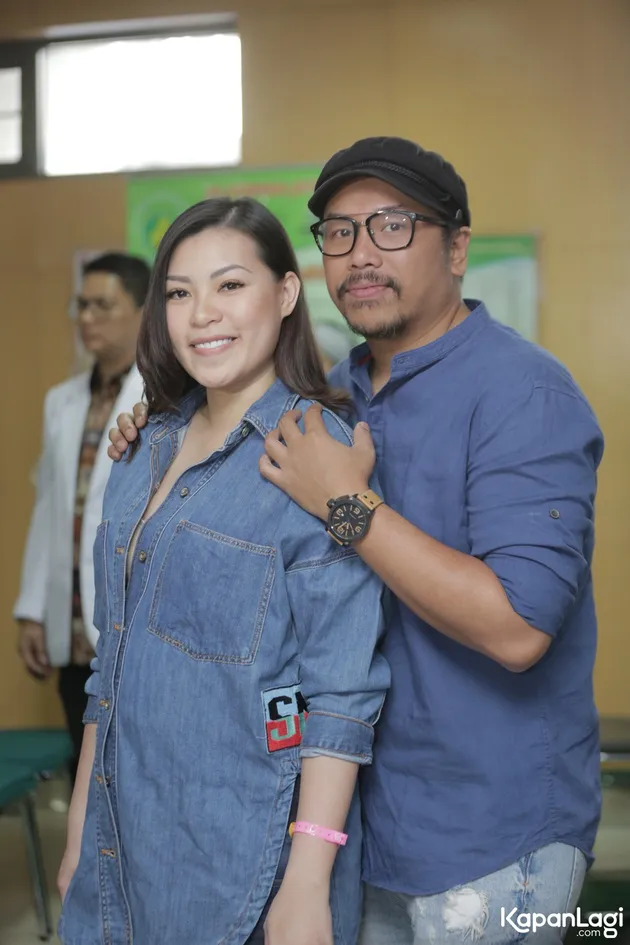 Sammy Simorangkir - Viviane Tjeuw