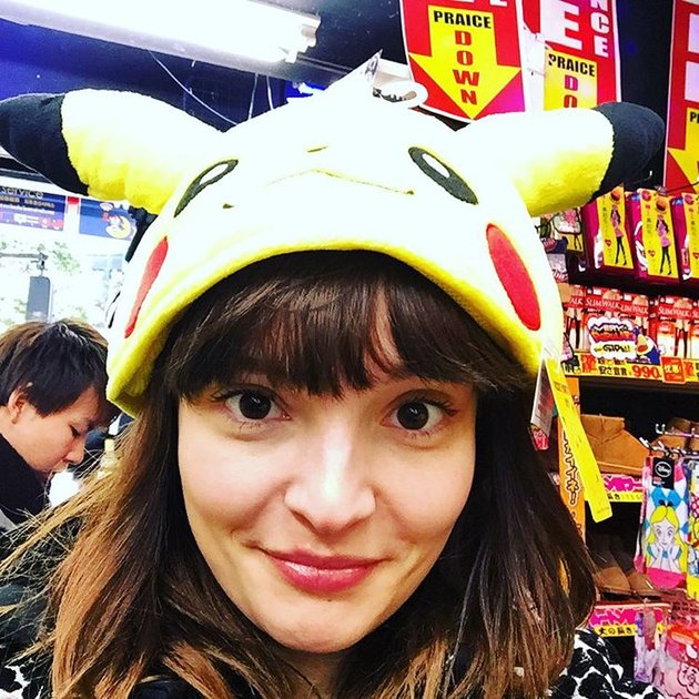 Foto: Lauren Mayberry, Si Cantik Lead-Singer Chvrches ...
