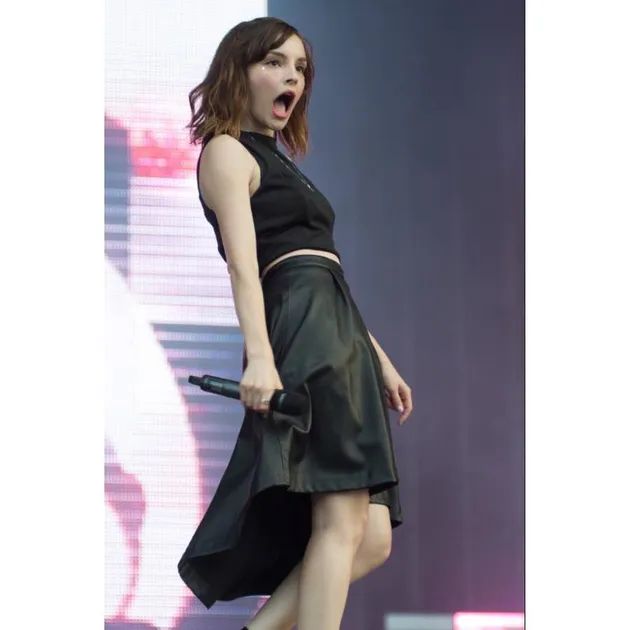 Lauren Mayberry