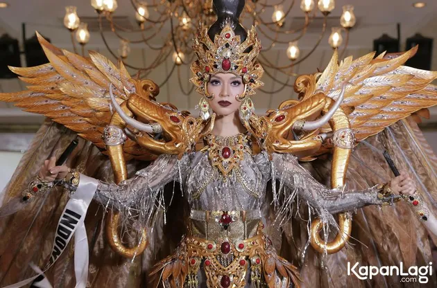 Miss Supranational 2017 - Kostum Nasional Indonesia