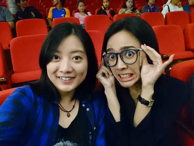 Leony &amp; Dea Ananda Trio Kwek Kwek