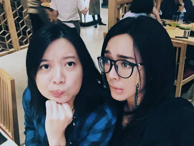Leony &amp; Dea Ananda Trio Kwek Kwek