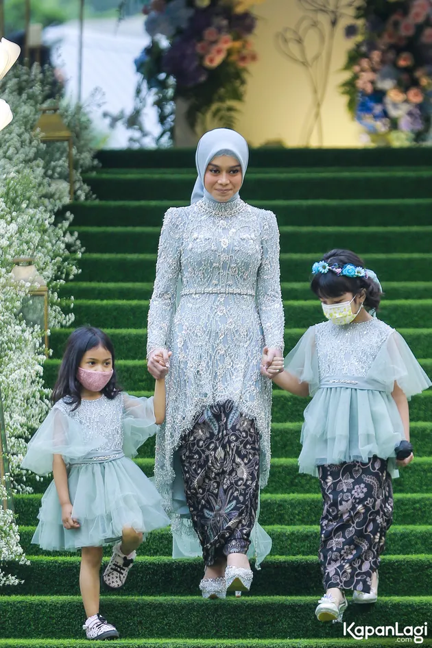 lesti di acara lamaran