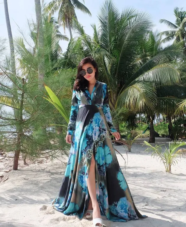 Liburan Bella Shofie