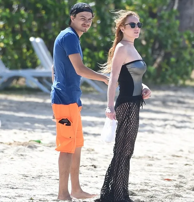 Lindsay Lohan &amp; Pacarnya Mesra