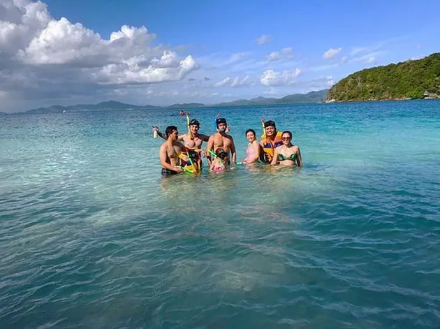 Liburan Wulan Guritno